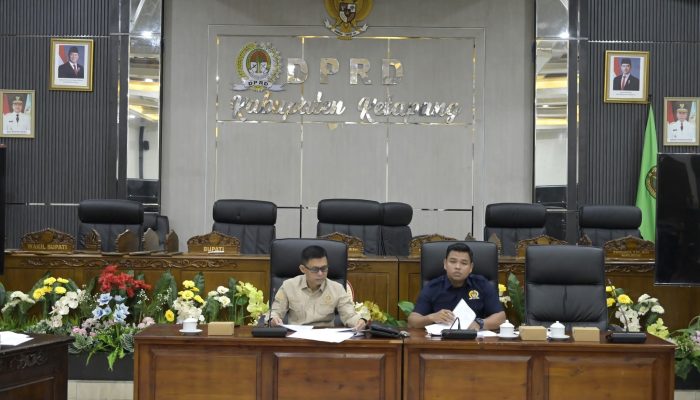 Komisi II Mengelar RDPU