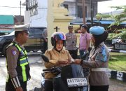 Dalam Rangka Ops Keselamatan Kapuas 2026, SiPropam Polres Ketapang Gelar Pengecekan Surat Kendaraan dan SIM