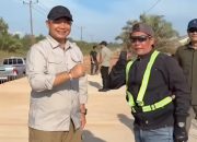 Bupati Ketapang Alexander Wilyo Tinjau Progres Pengerjaan Jalan Pelang–Kepuluk