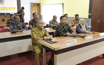 Sekda Wakili Bupati Ketapang Hadiri Sosialisasi Gerakan Lingkungan Bebas Sampah (Zero Waste) di Kodim 1203/Ketapang