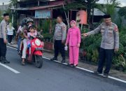 Semarak Ramadan 1447 H / 2026 M, Polsek Tamalate Tebar Kebaikan di Depan Mapolsek.