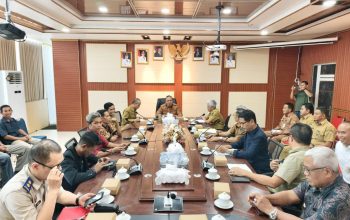Bupati Ketapang Pimpin Musyawarah, Dari Sengketa Menuju Islah